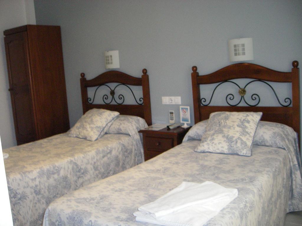 קורדובה Hostal Azahar חדר תמונה