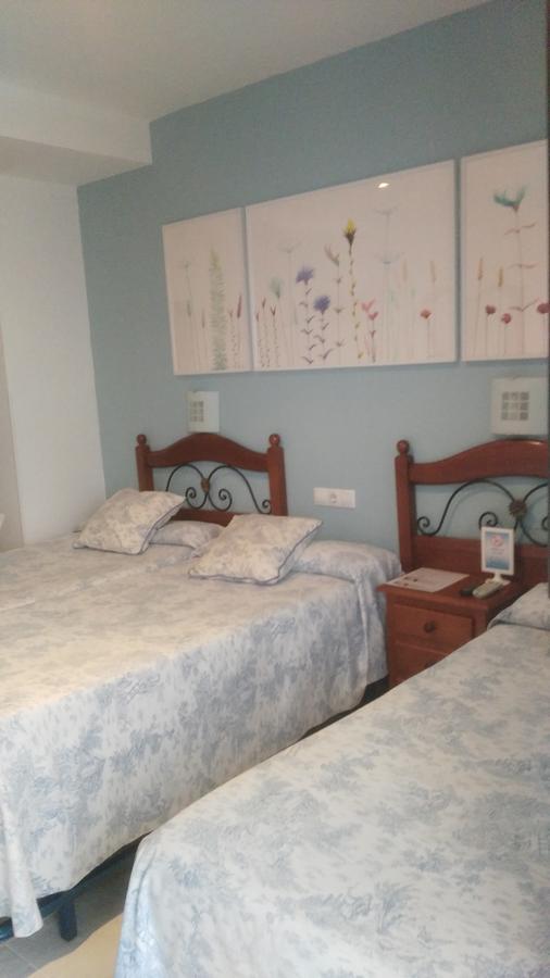 קורדובה Hostal Azahar מראה חיצוני תמונה